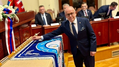 2025-11-18_176345214532