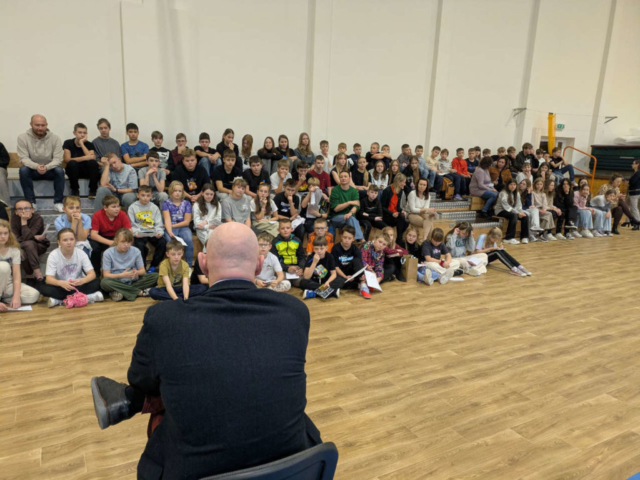 PXL_20251126_115858517