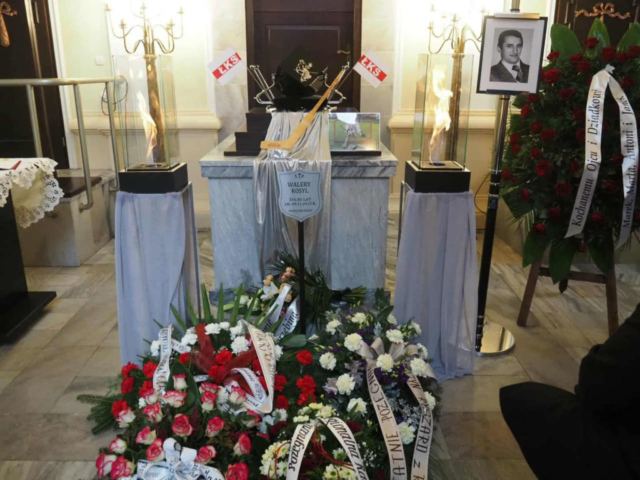 il20251120_950278021_xlarge